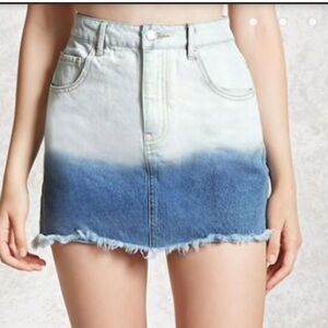 FOREVER 21 Blue Denim Ombre Raw Hem Mini Jean Skirt Size 27